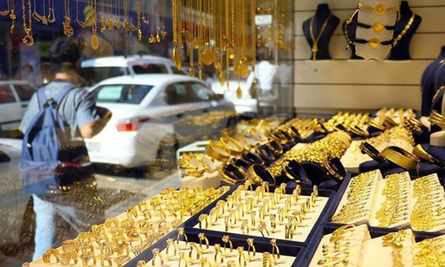 Altın haftaya yükselişle başladı