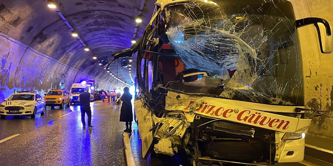Anadolu Otoyolu’nda kaza: İstanbul istikameti kapandı