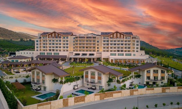 BN Hotel yazı karşılıyor