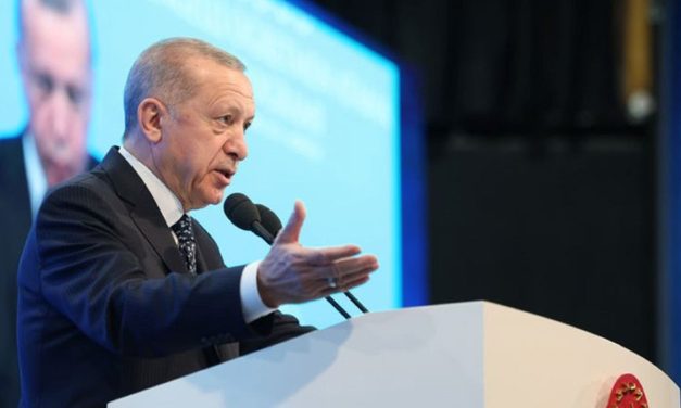 Cumhurbaşkanı Erdoğan: Ataması yapılan öğretmenlerin yarısı sarsıntı bölgesinde misyon yapacak