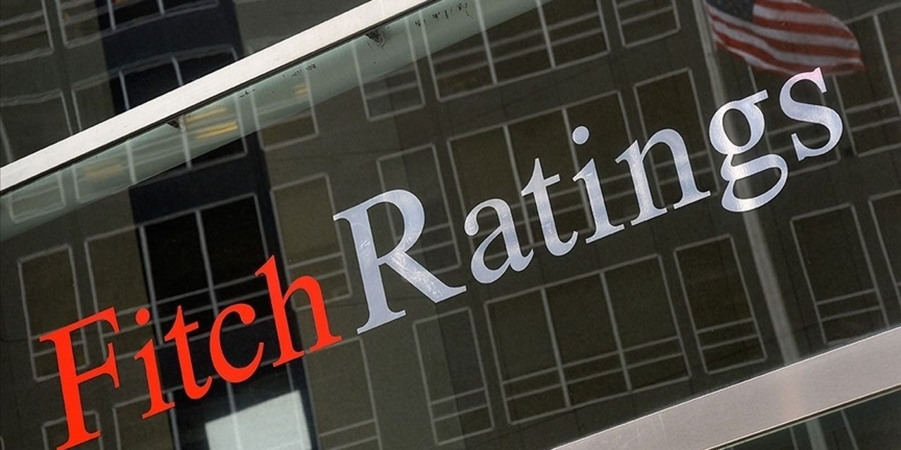 Fitch, ABD’nin kredi notunu negatif izlemeye aldı