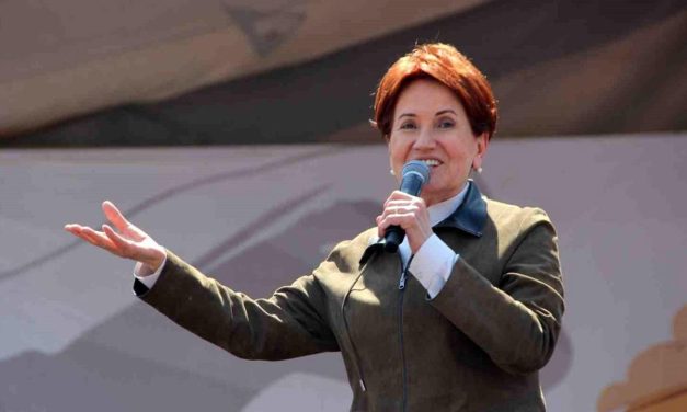 Meral Akşener’den 100 bin öğretmen atama kelamı