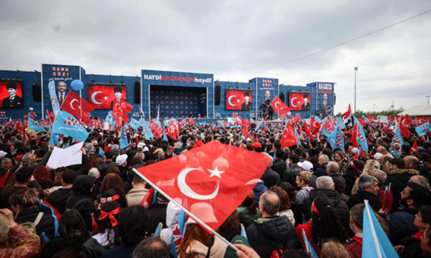 Millet İttifakı Maltepe’de vatandaşlarla buluştu