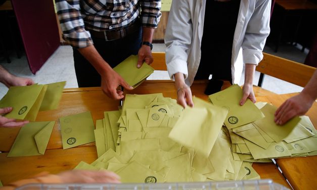 Oy kullanma süreci sona erdi