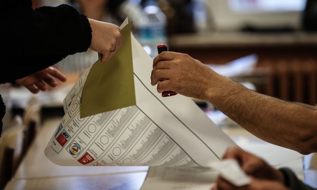 Oy verme süreci tamamlandı! Oylar sayılmaya başlandı