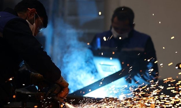 Sanayi üretimi daraldı