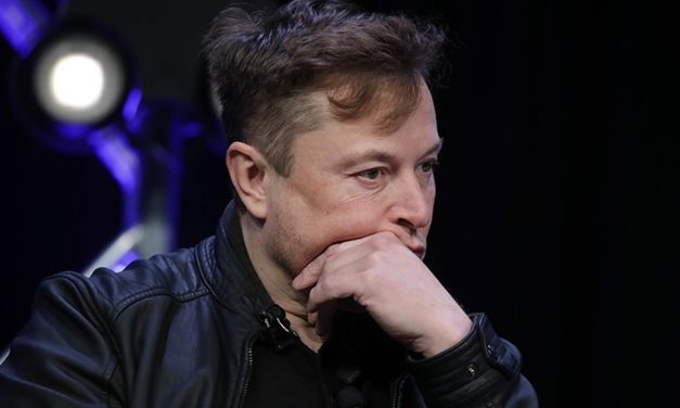 Elon Musk, “dünyanın en zengini” unvanını geri aldı