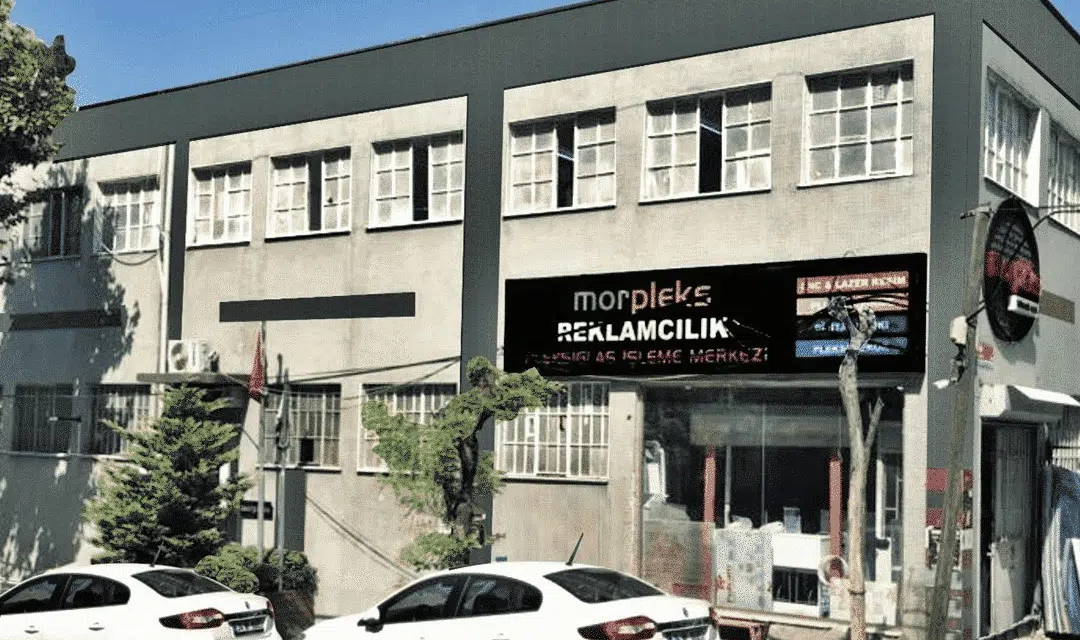 Pleksi Nedir.
