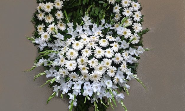 İzmir Çelenk Siparişi